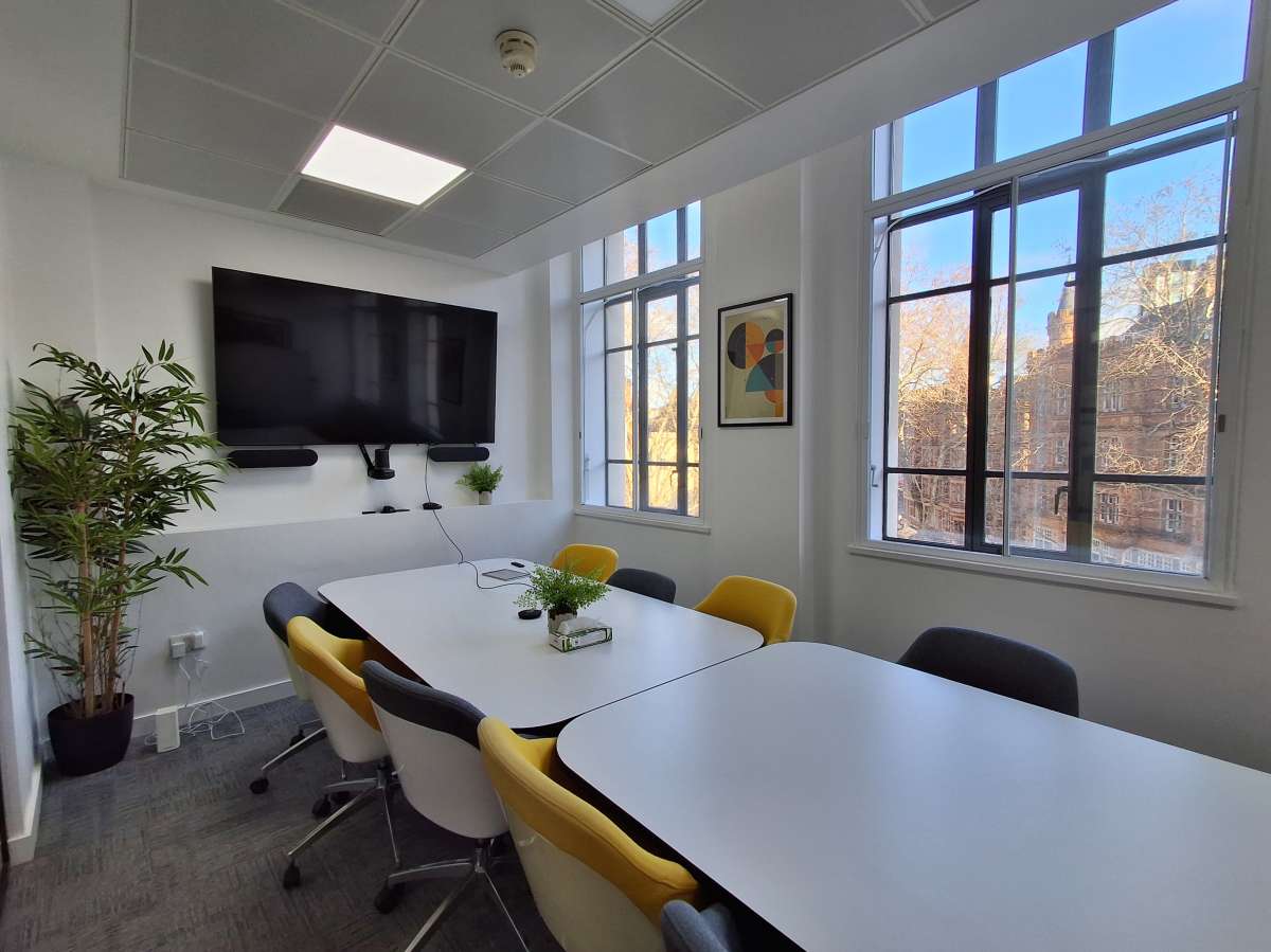 Office in London - photo 4