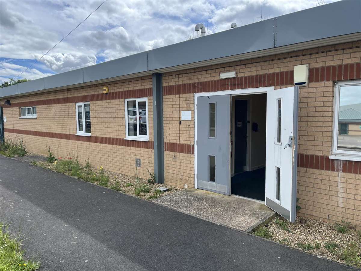 Office in Oakham - photo 4