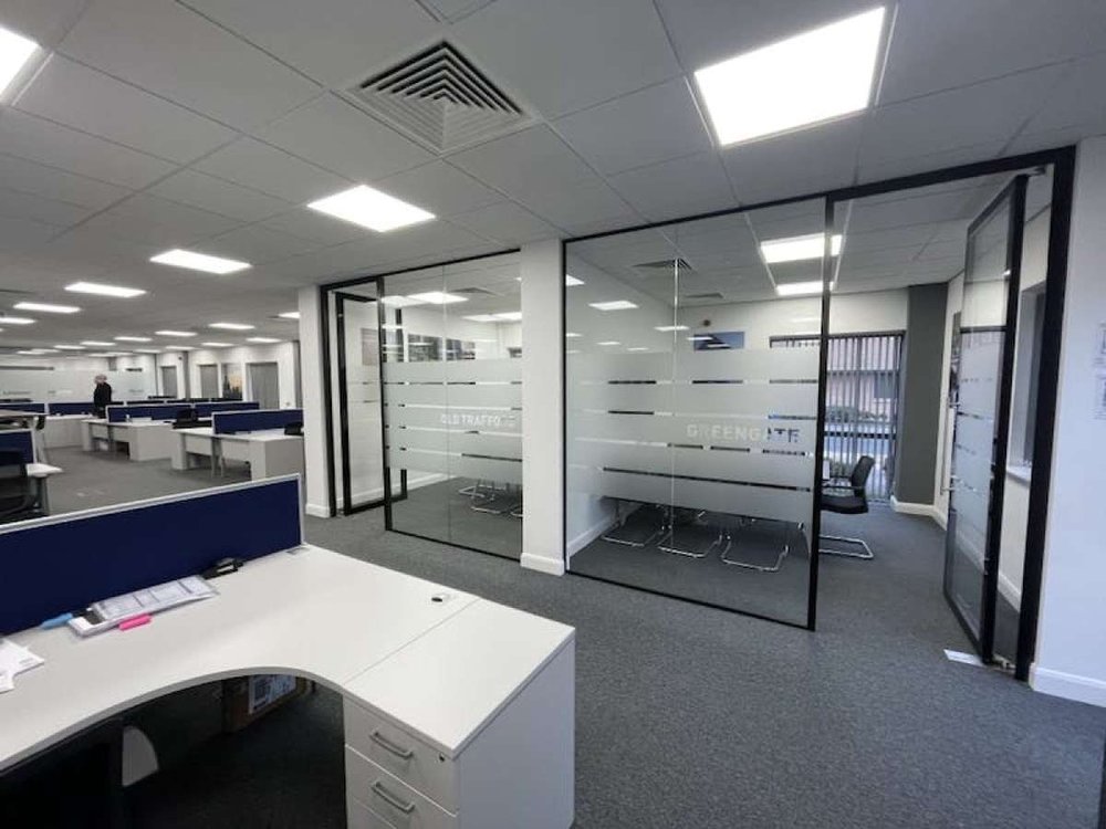 Office in Cheadle - photo 4