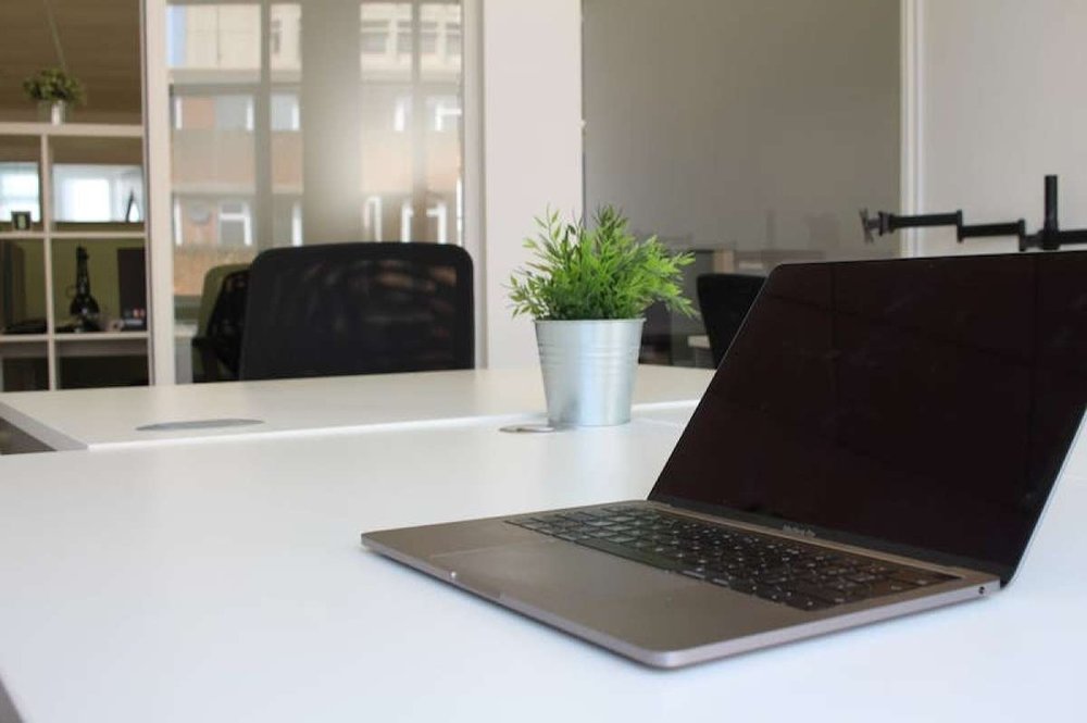 Office in Woking - photo 3