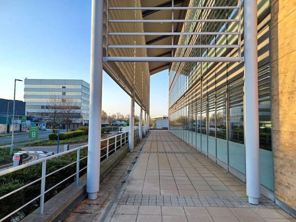 Office in Bracknell - photo 2