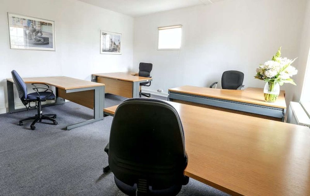Office in Petersfield - photo 2