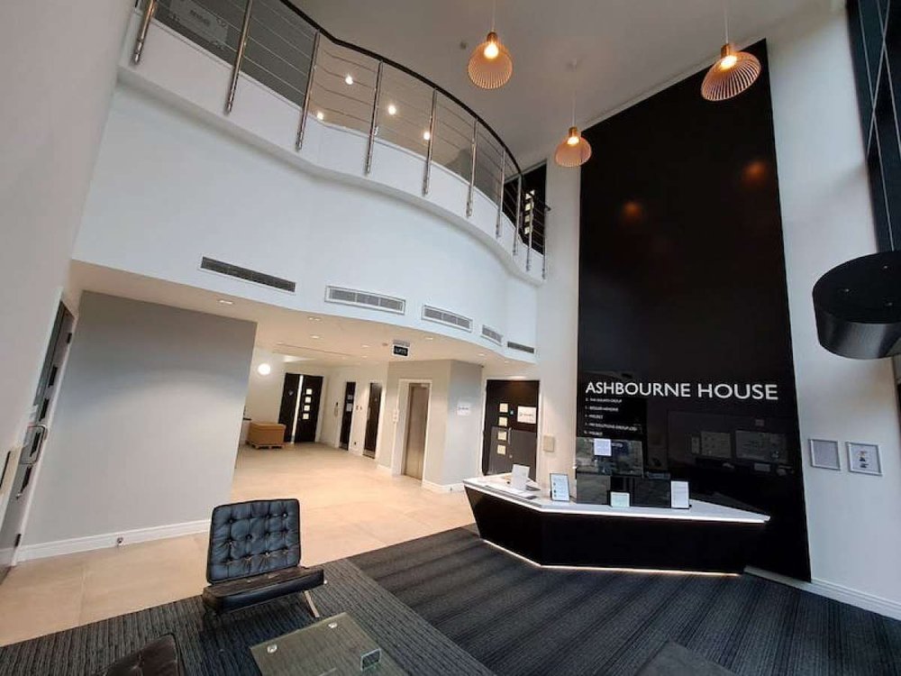 Office in Surbiton - photo 3