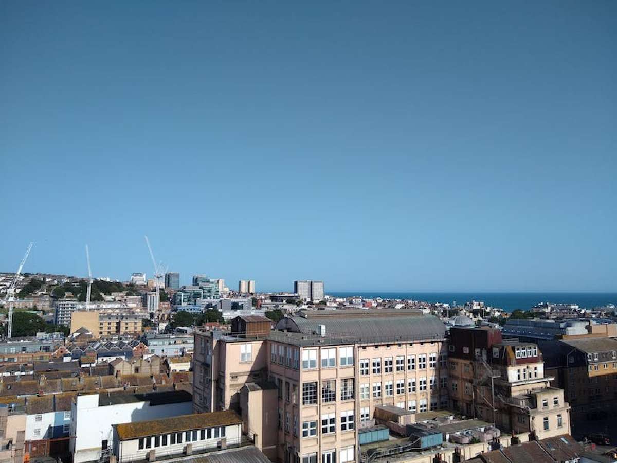 Office in Brighton - photo 3