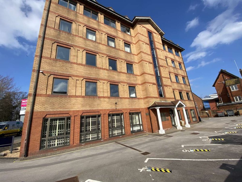 Office in Southampton - photo 2