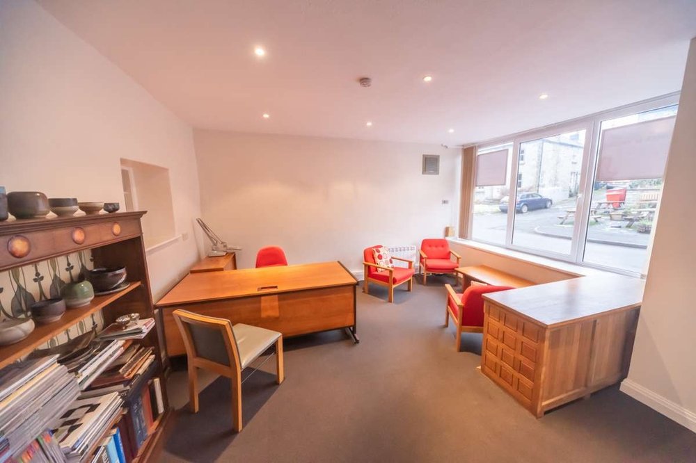 Office in Bakewell - photo 2