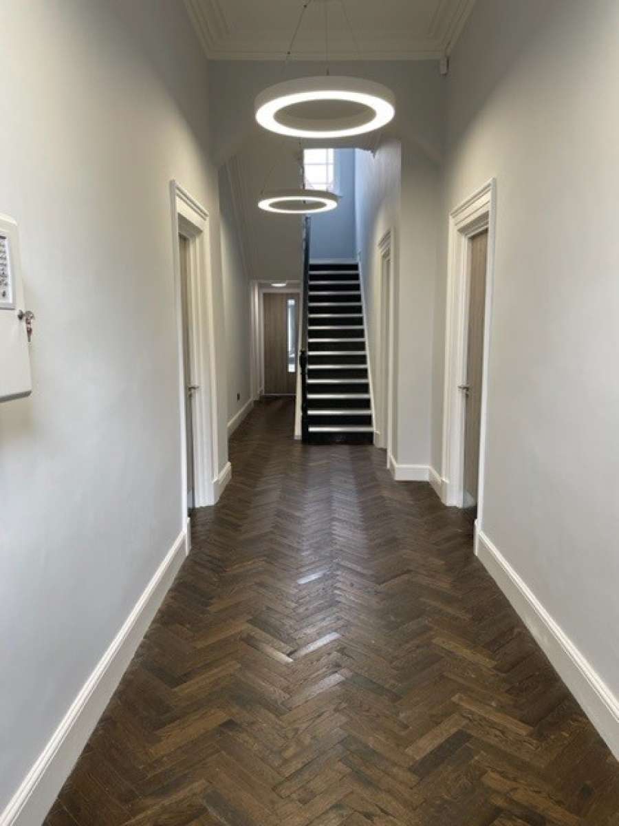 Office in Cheltenham - photo 4