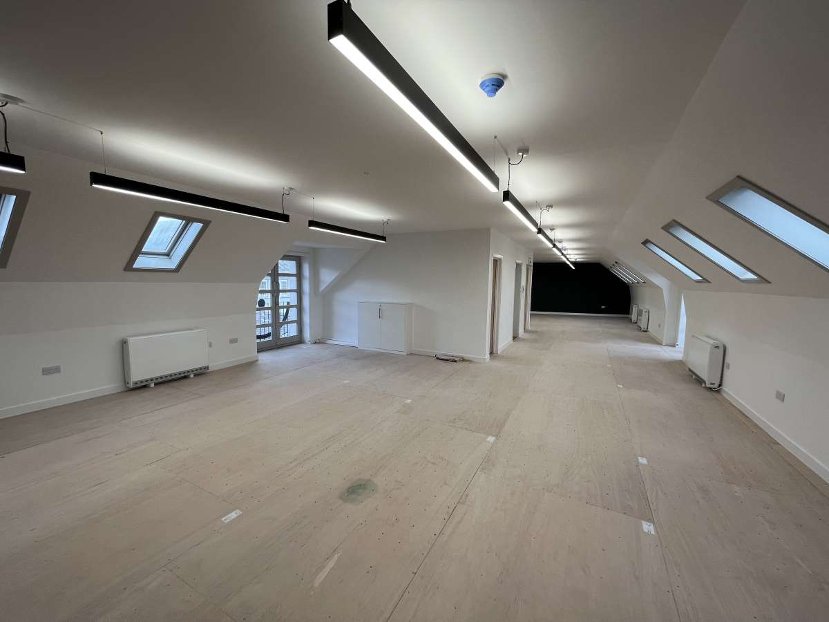 Office in Glasgow - photo 4