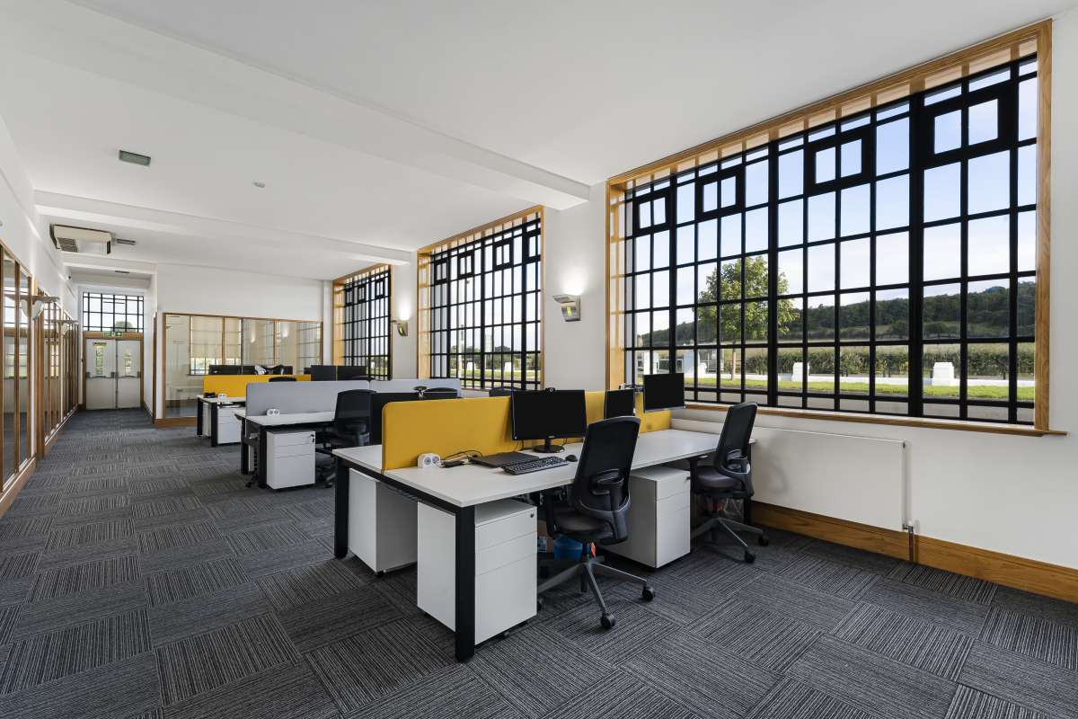 Office in Renfrew - photo 3