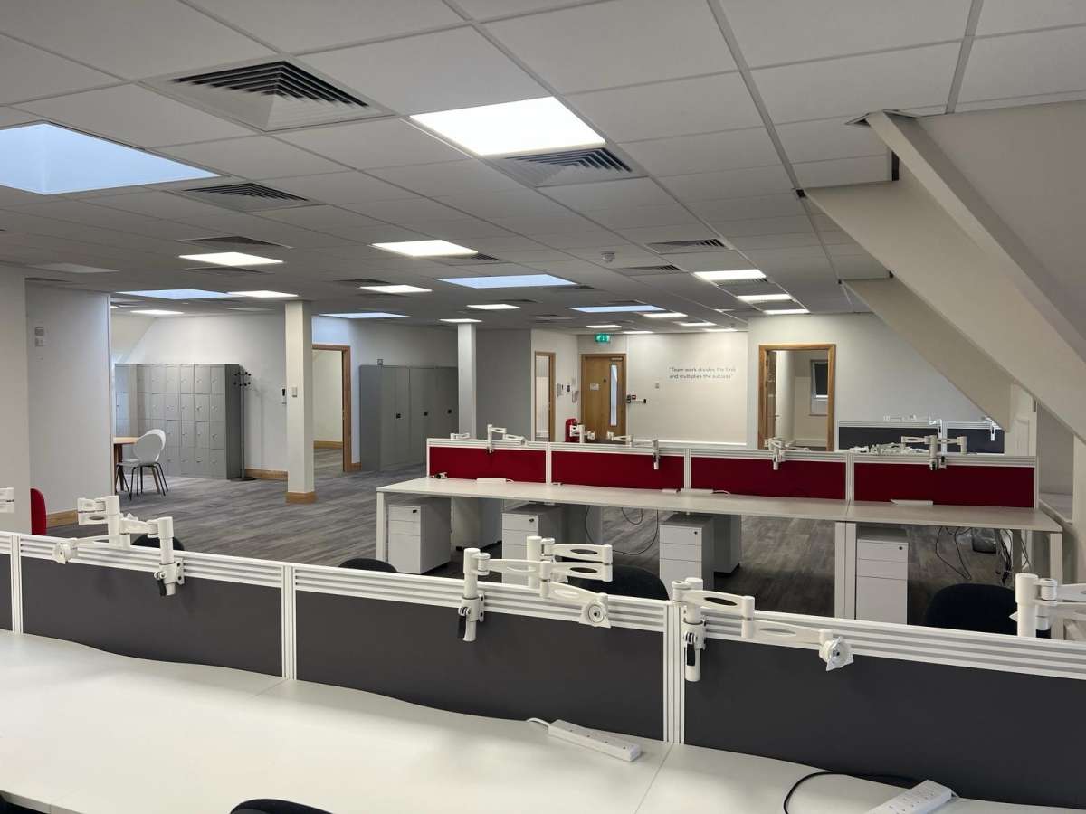 Office in Southampton - photo 4