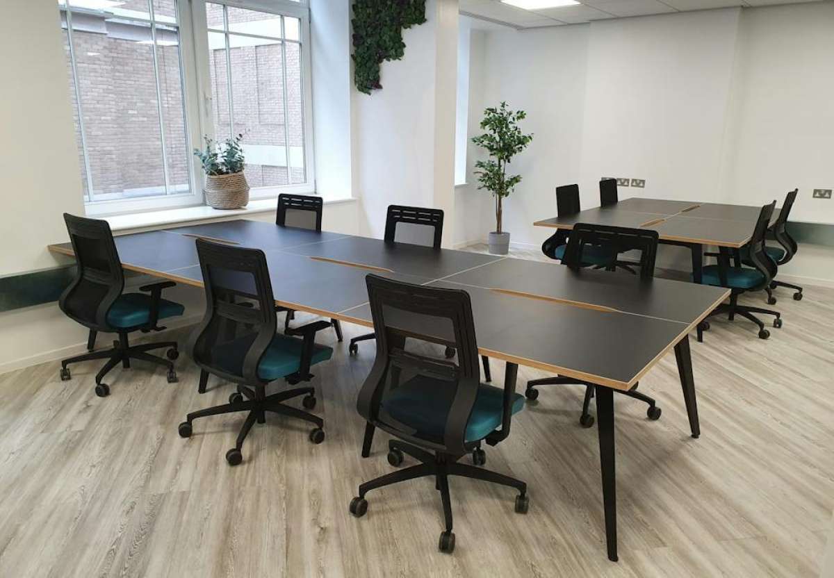 Office in London - photo 2