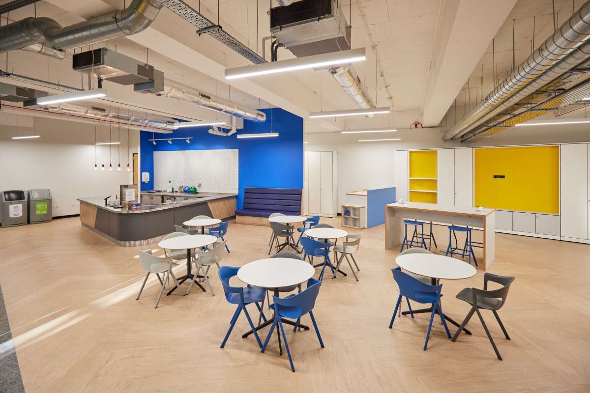 Office in Lincoln - photo 4