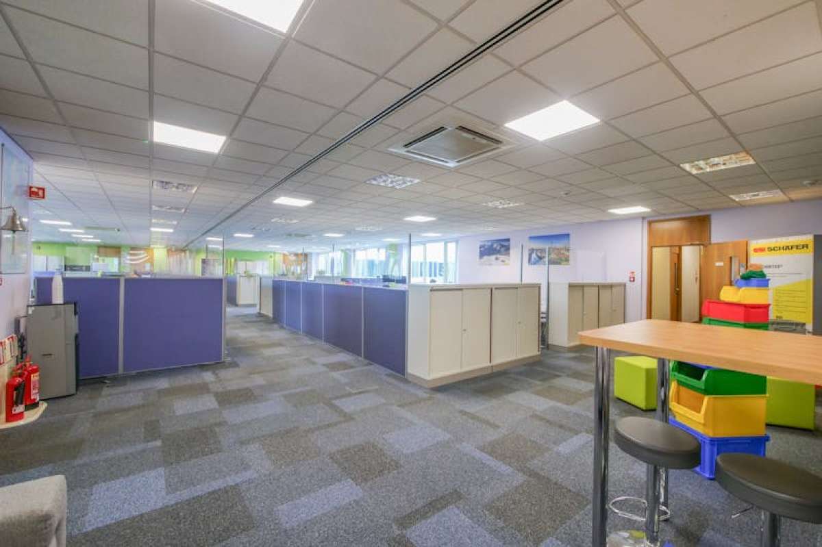 Office in Andover - photo 2