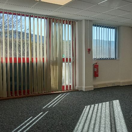 Office in Ashford - photo 2