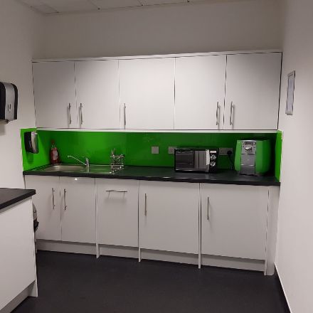 Office in Camberley - photo 2