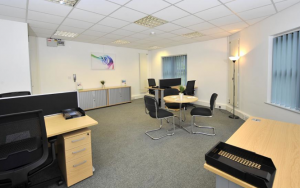 Office in Evesham - photo 3