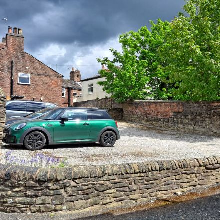 Office in Macclesfield - photo 4