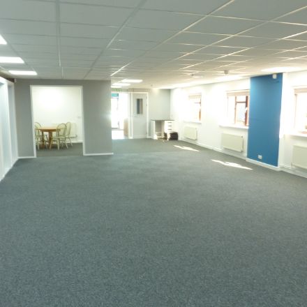 Office in Newark - photo 3