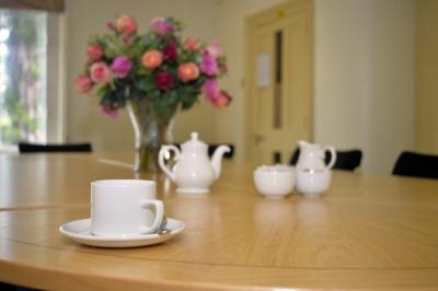 Office in Gravesend - photo 4