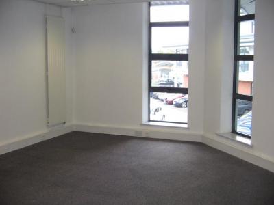 Office in Southampton - photo 4