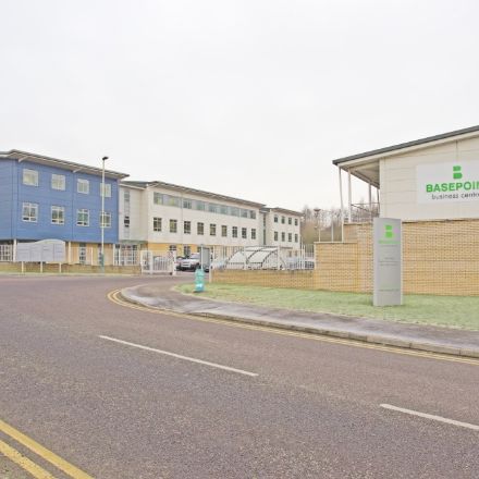 Office in Swindon - photo 4