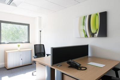 Office in Winchester - photo 4