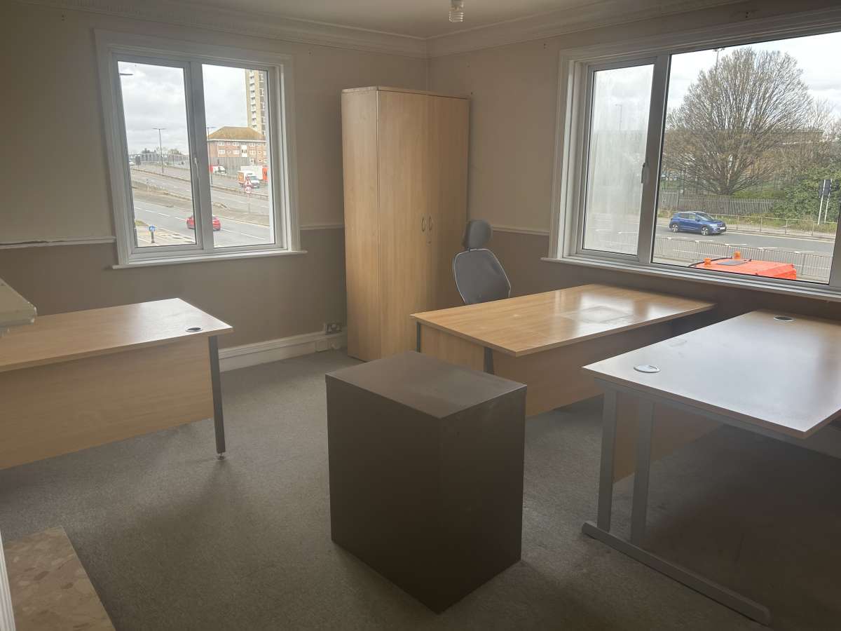 Other in Southampton - photo 3