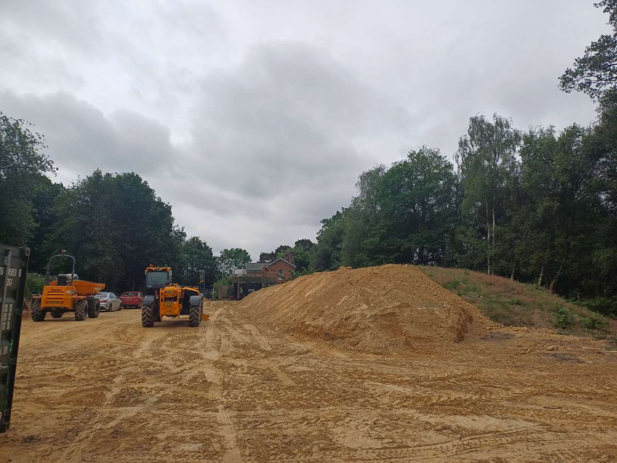 Other in Lingfield - photo 3