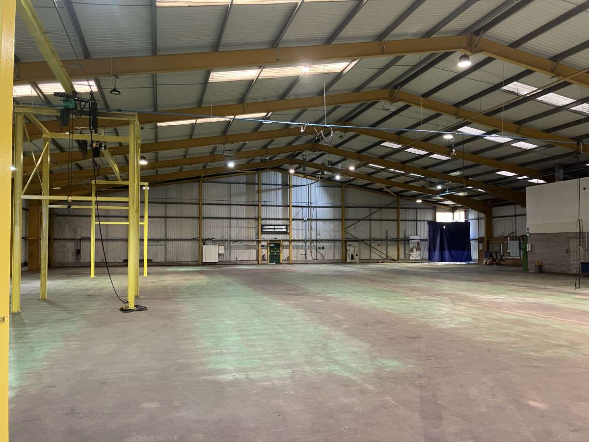 Industrial Unit in Inverkeithing - photo 4