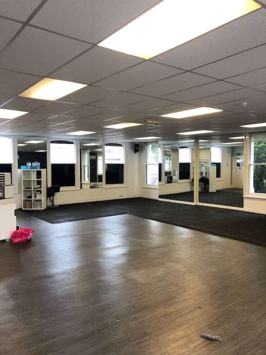 Other in Chertsey - photo 3