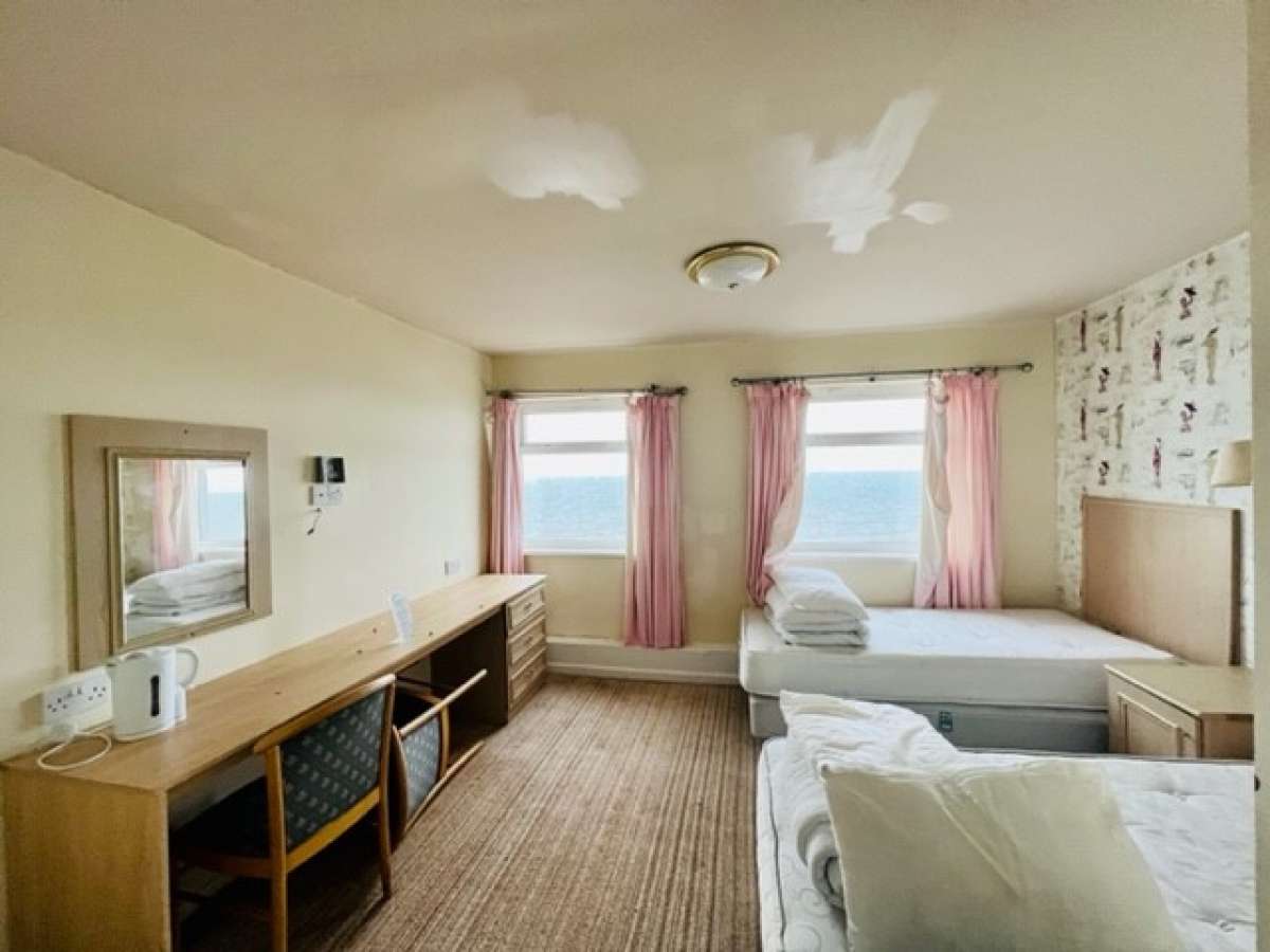 Other in Blackpool - photo 3