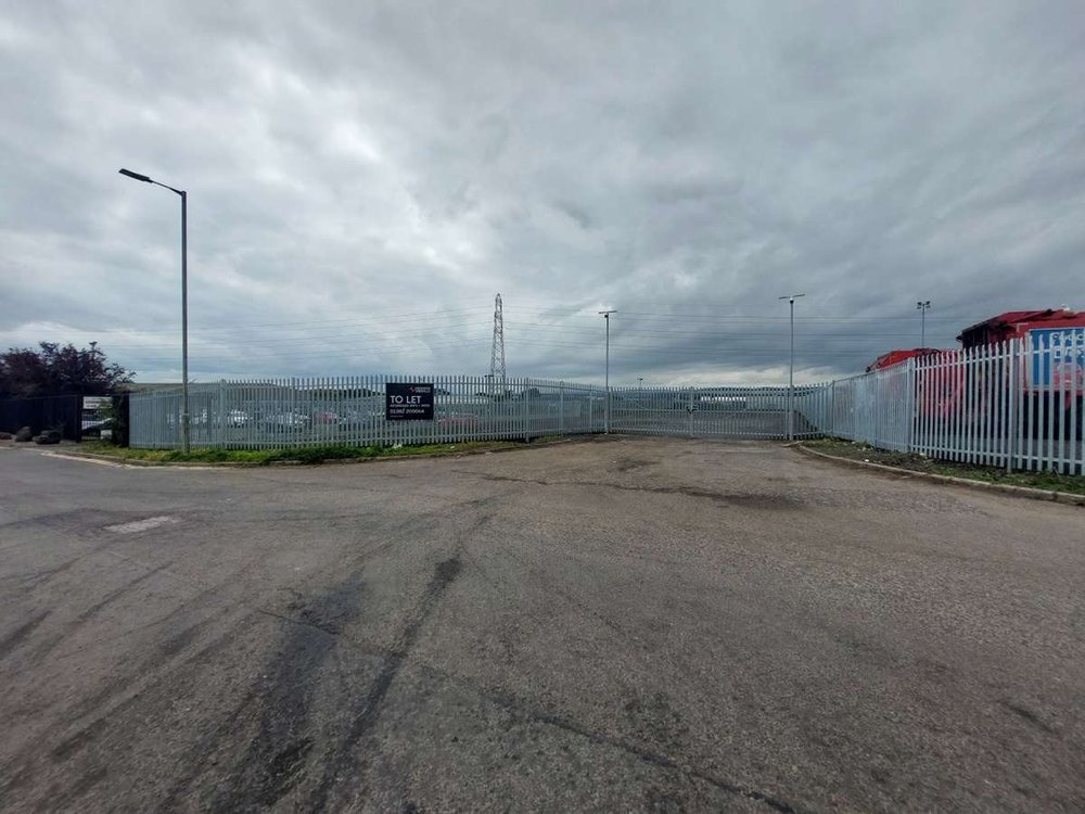 Other in Dundee - photo 2