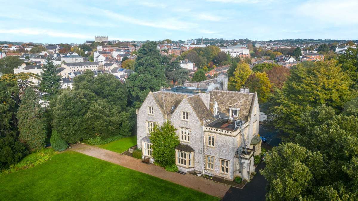 Other in Exeter - photo 3