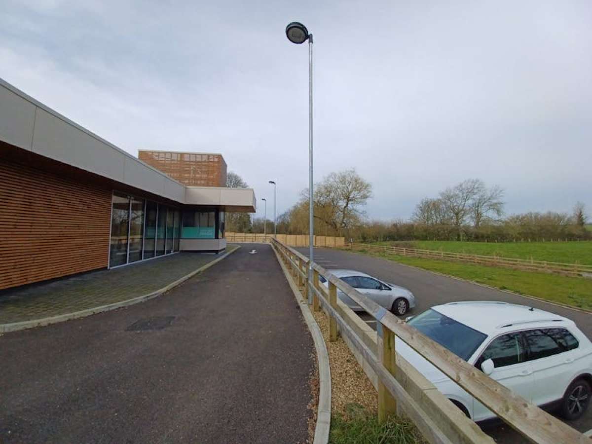 Retail/Shop in Blandford Forum - photo 3