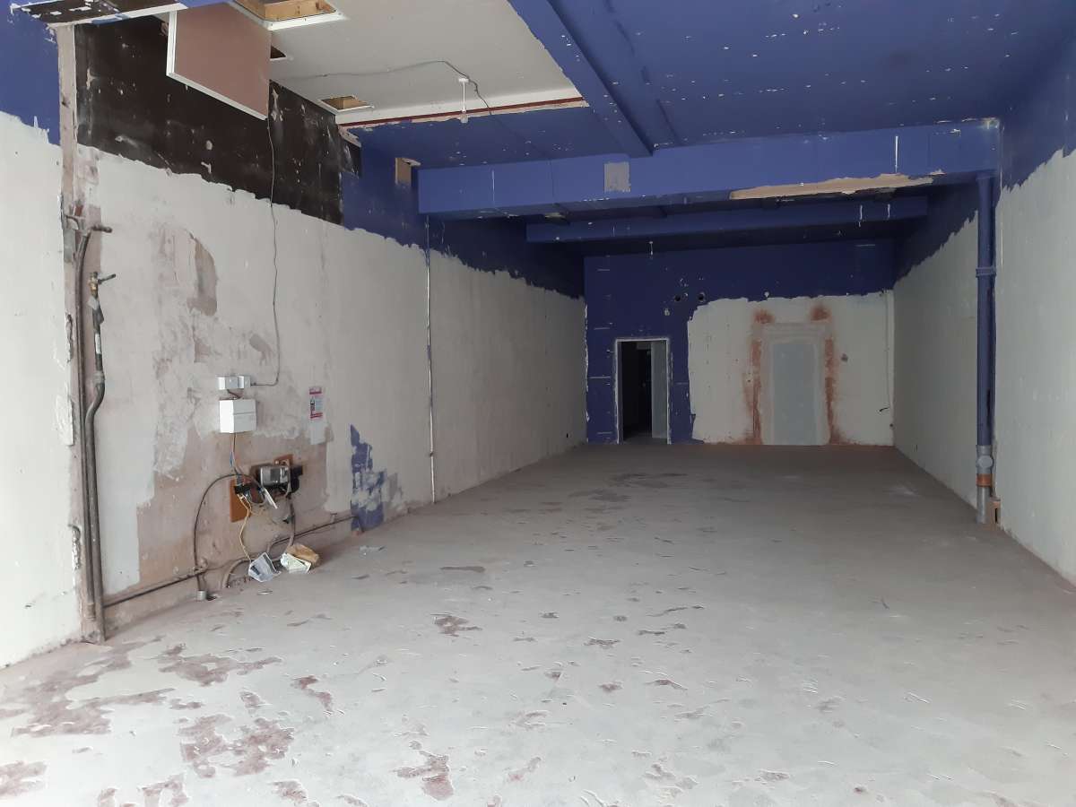 Retail/Shop in Plymouth - photo 3