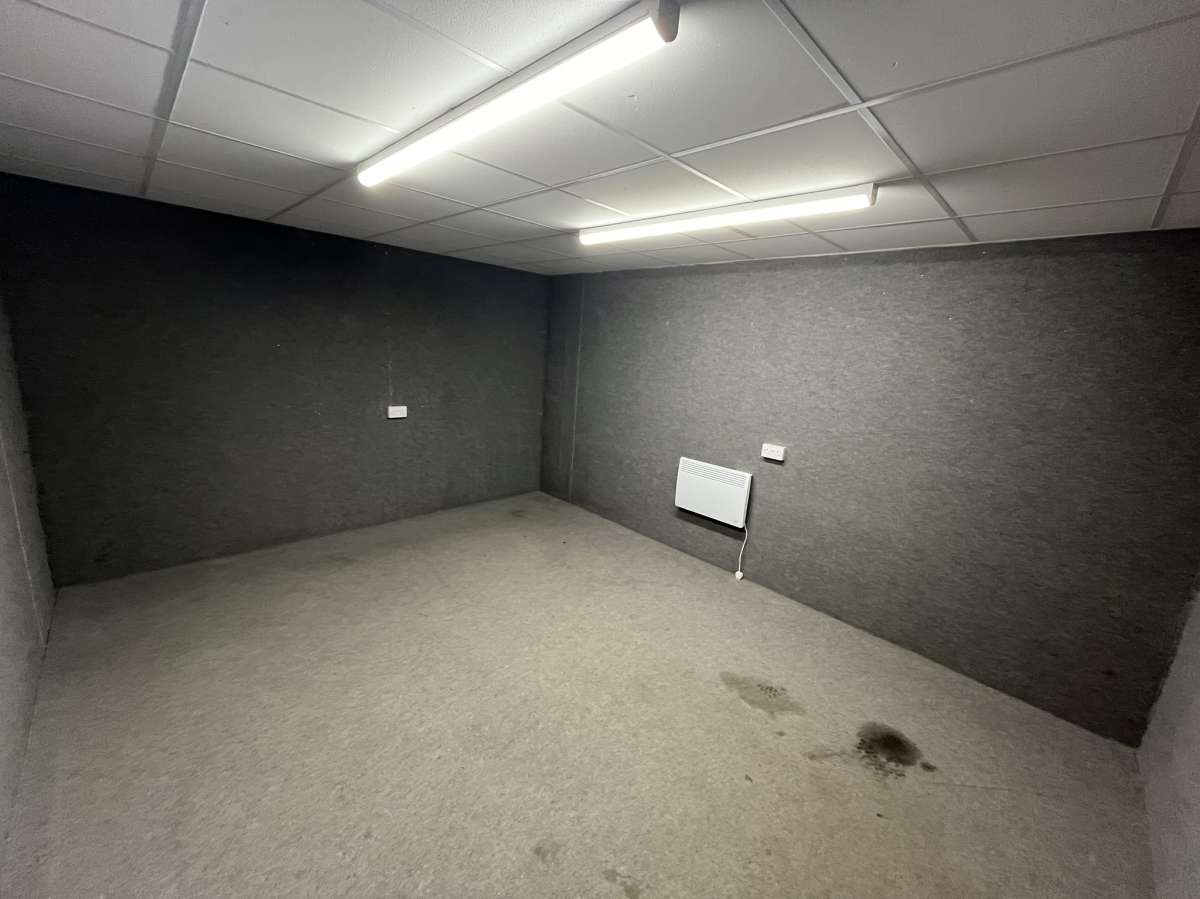 Retail/Shop in Earl Shilton - photo 3