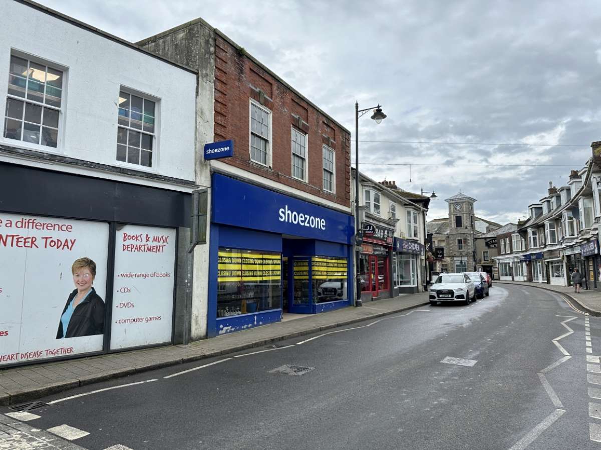 Retail/Shop in Camborne - photo 2