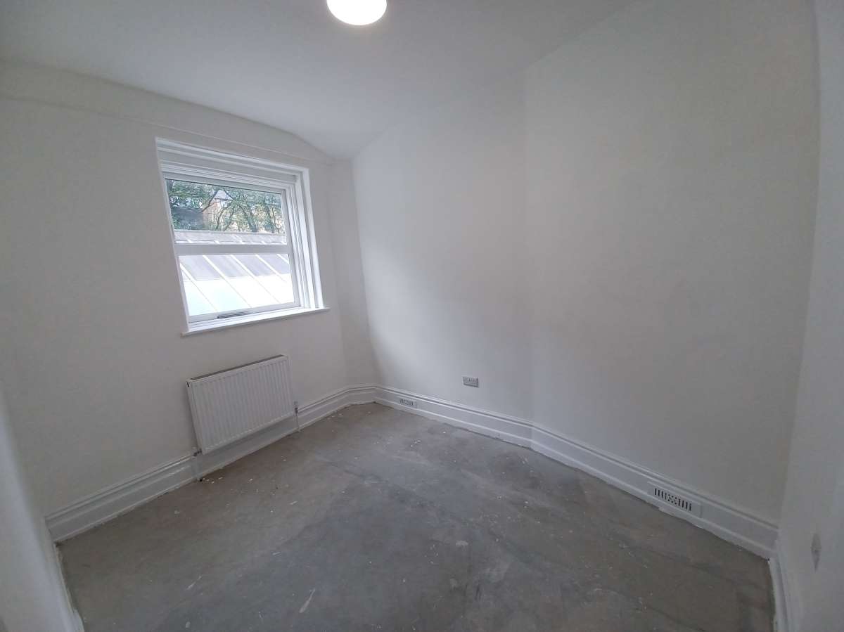 Retail/Shop in Hebden Bridge - photo 3