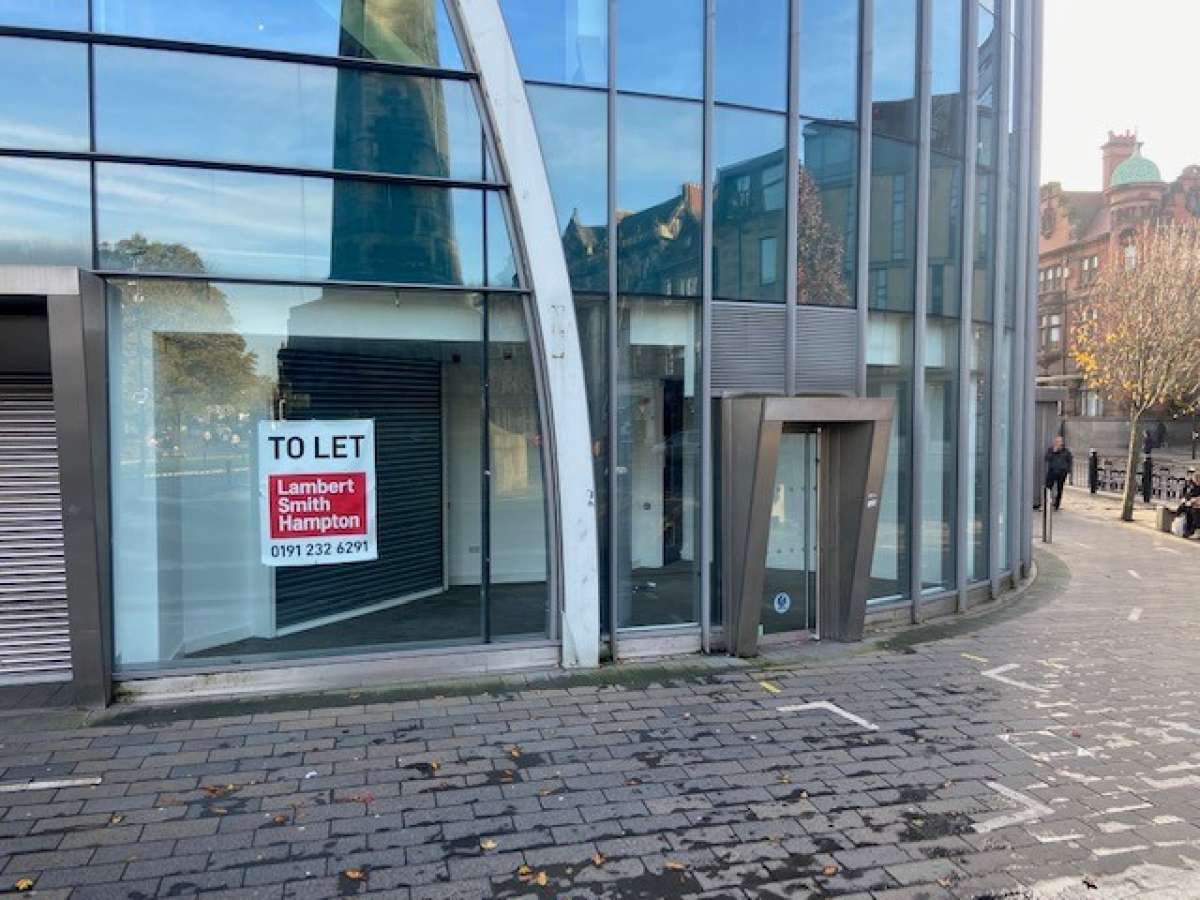 Retail/Shop in Newcastle Upon Tyne - photo 3