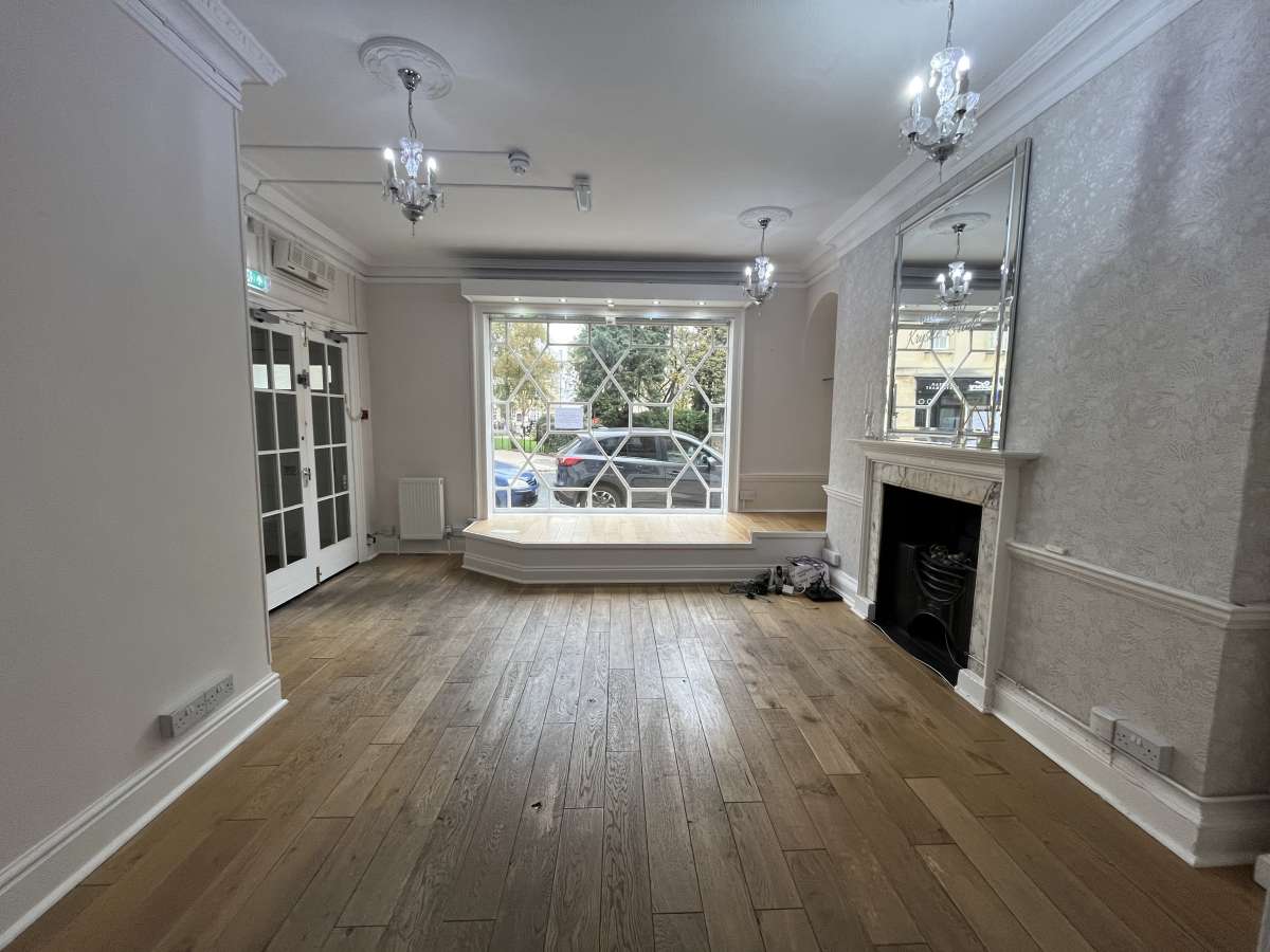 Retail/Shop in Bath - photo 4