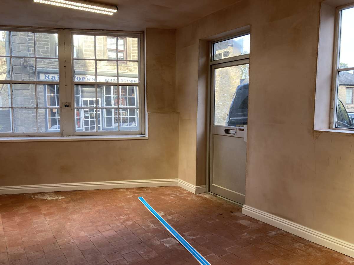 Retail/Shop in Hope Valley - photo 2