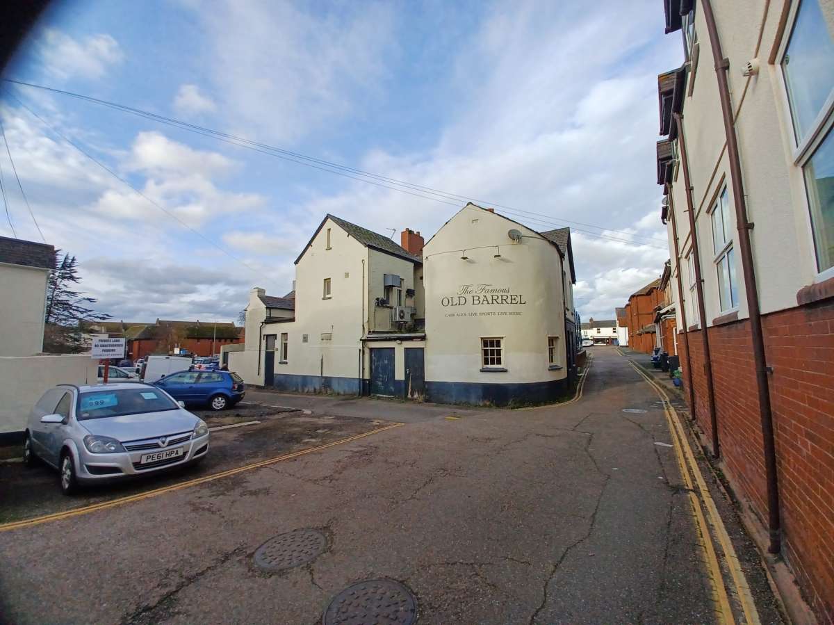 Retail/Shop in Exmouth - photo 2