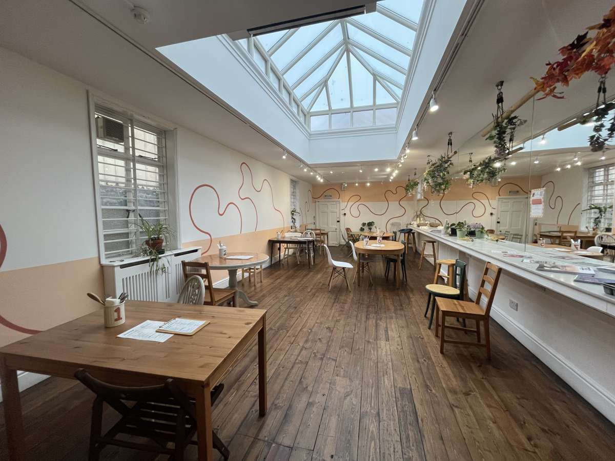 Retail/Shop in Bath - photo 2