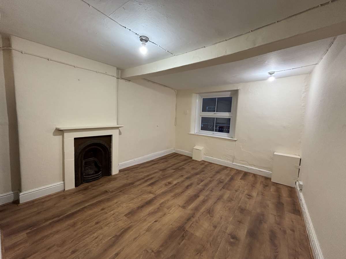 Retail/Shop in Belper - photo 3