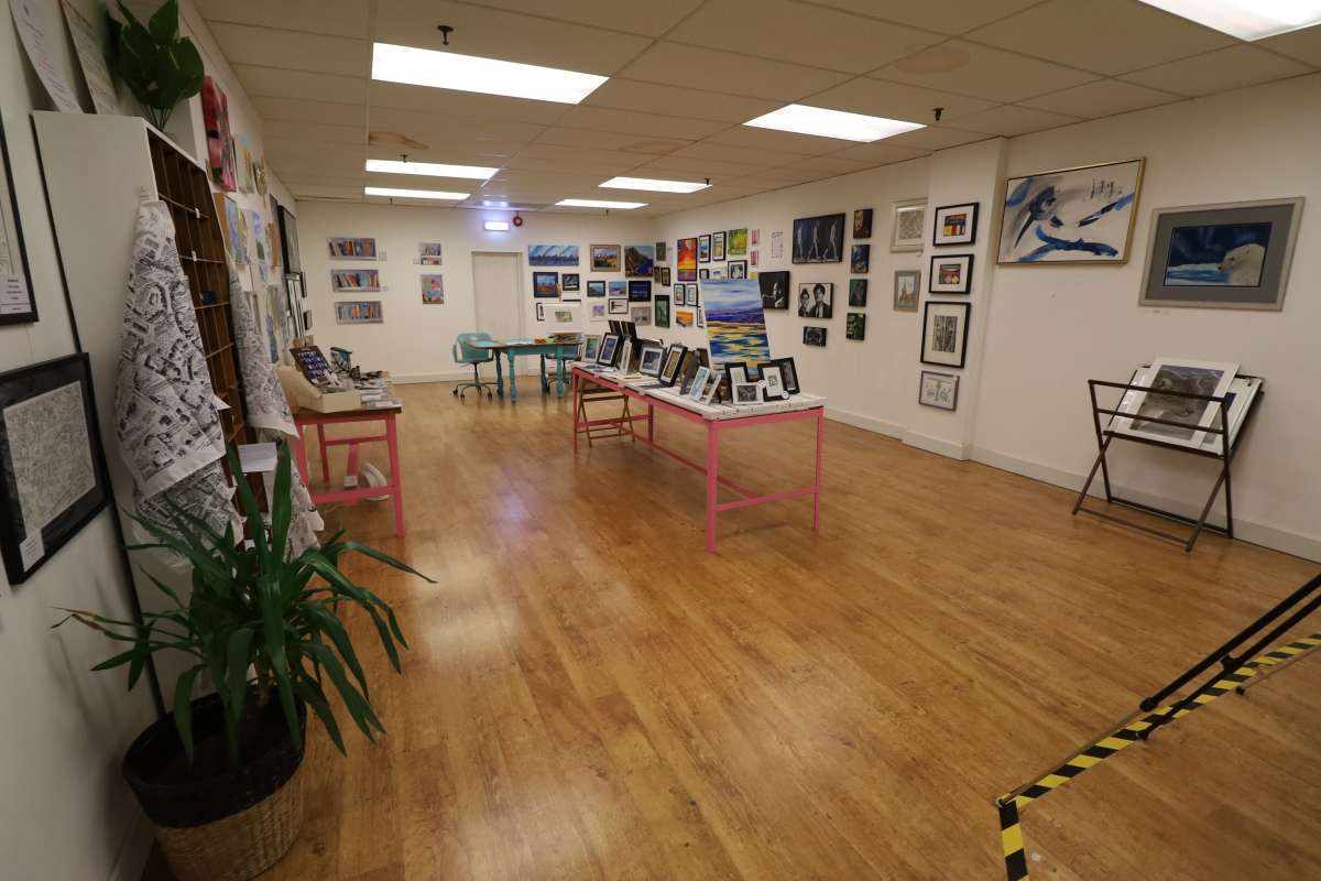 Retail/Shop in Hinckley - photo 2