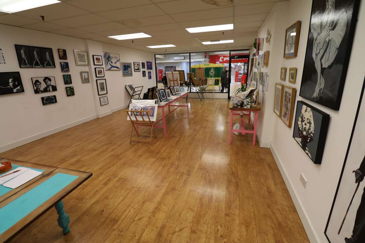 Retail/Shop in Hinckley - photo 3