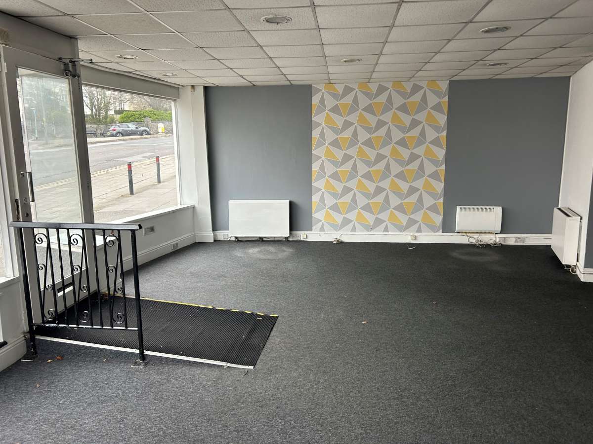 Retail/Shop in Plymouth - photo 3