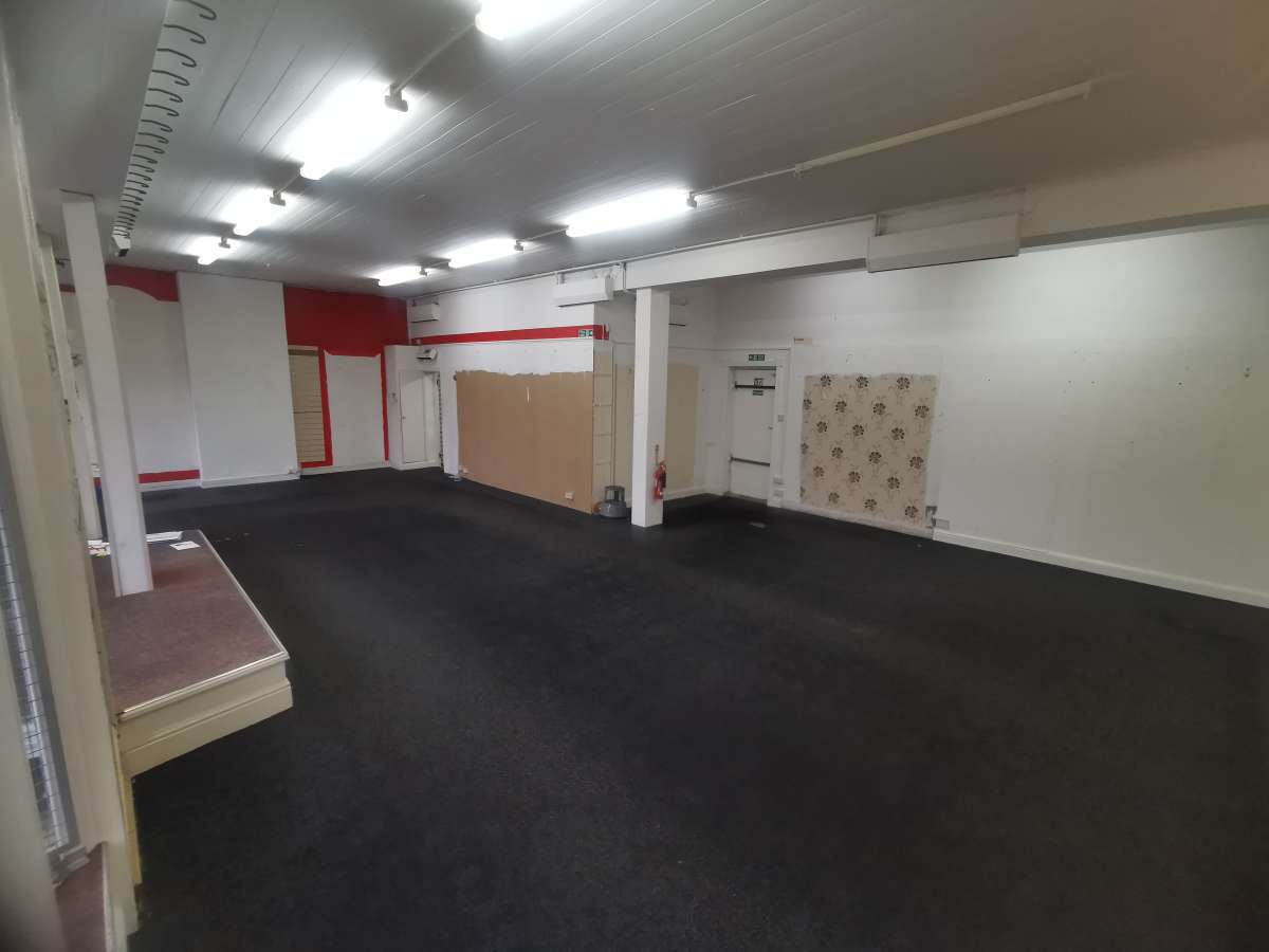 Retail/Shop in Great Yarmouth - photo 3
