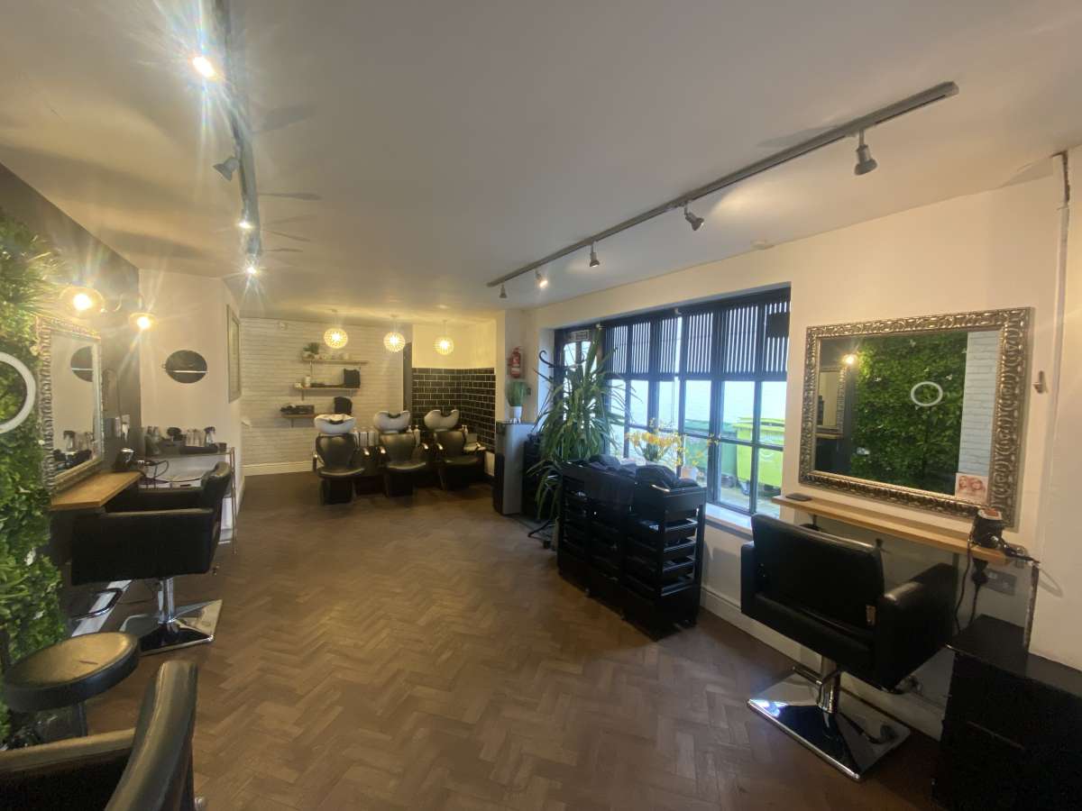 Retail/Shop in Ely - photo 3