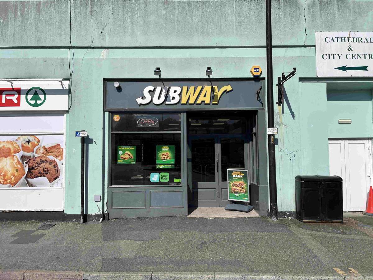 Retail/Shop in Truro - photo 2